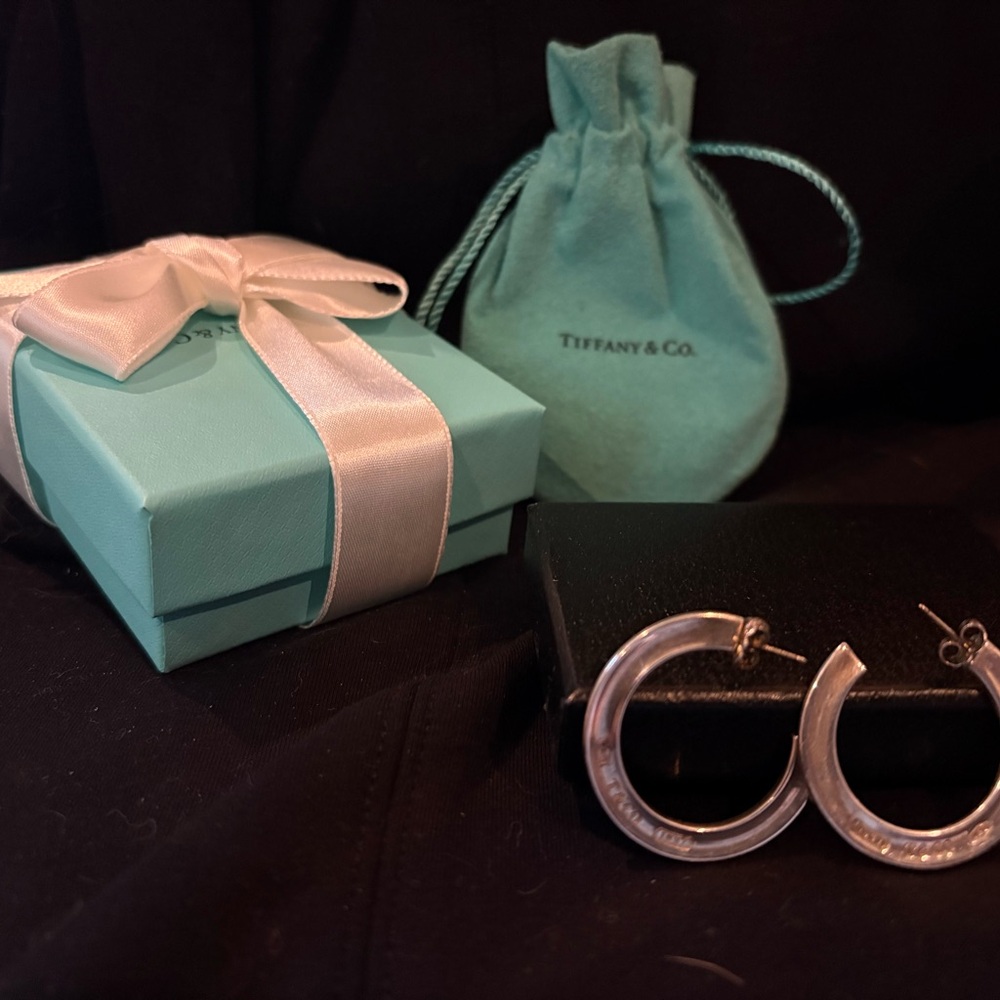 Tiffany & Co. Silver Hoop Earrings - Picture 2 of 4